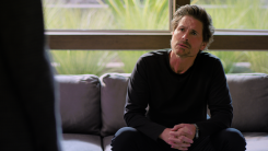 Robe Lowe in 'Unstable'